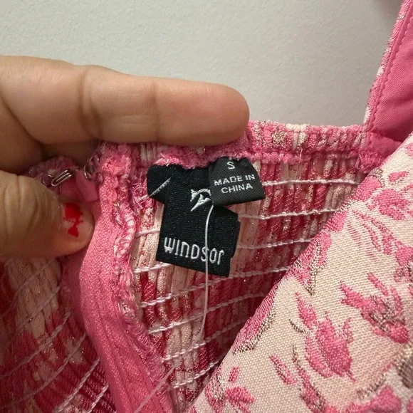 Windsor Pink and Cream Floral Dress - Picture 4 of 10